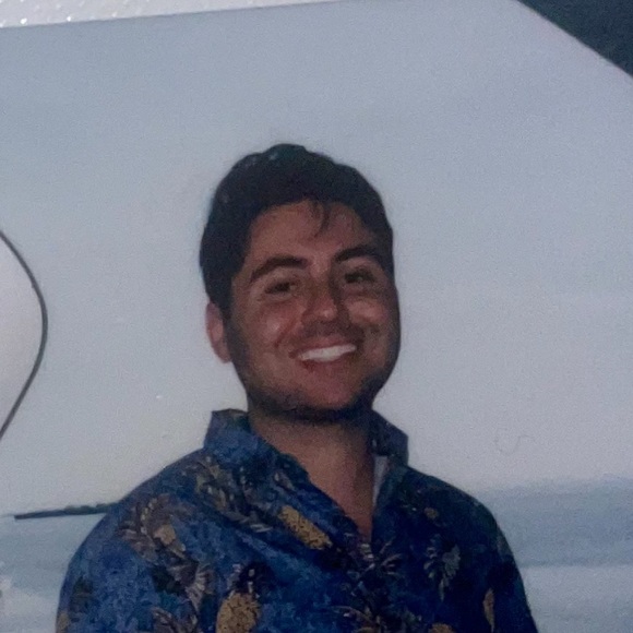 Profile Picture of Michael Schaum (@schaummichael) on Poshmark
