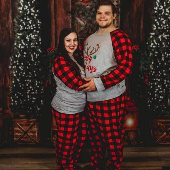 Profile Picture of Brandon Howell (@brandonhowel257) on Poshmark