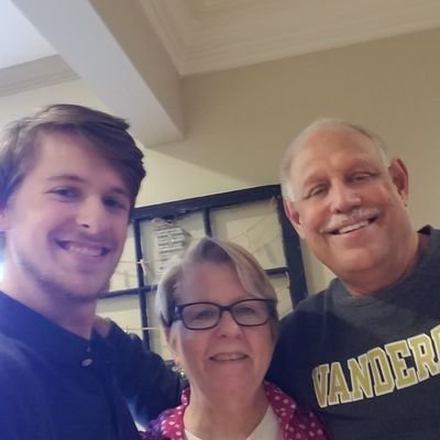 Profile Picture of Lisa Bridges (@lisahbridges) on Twitter