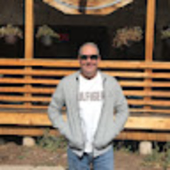 Profile Picture of Marc Rosenthal (@marc51461) on Poshmark