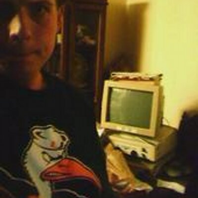 Profile Picture of Matt Campagna (@thateddybear) on Twitter