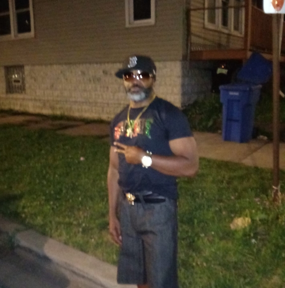 Profile Picture of Andre Stevens (@andre_stevens) on Poshmark