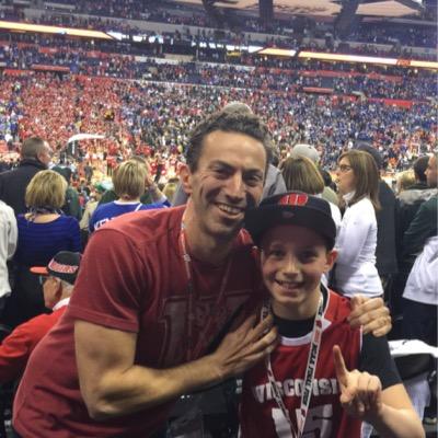 Profile Picture of Michael Axelrod (@michaeliaxelrod) on Twitter