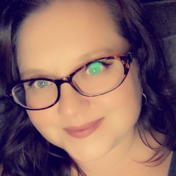 Profile Picture of Paula Schreckenstein (@schreckmama) on Tiktok