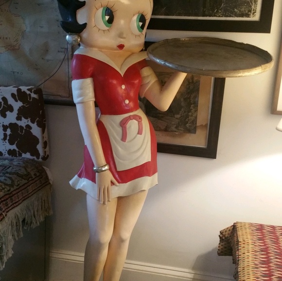 Profile Picture of Sarah Bittleman (@sbittleman) on Poshmark