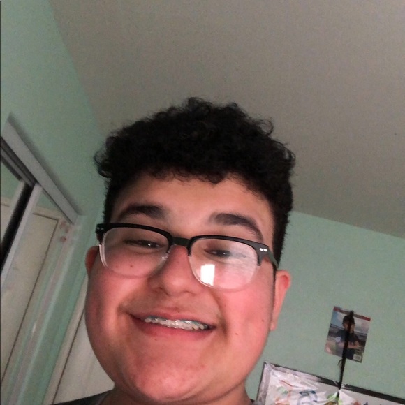 Profile Picture of Jesse Loera (@jj3sse) on Poshmark