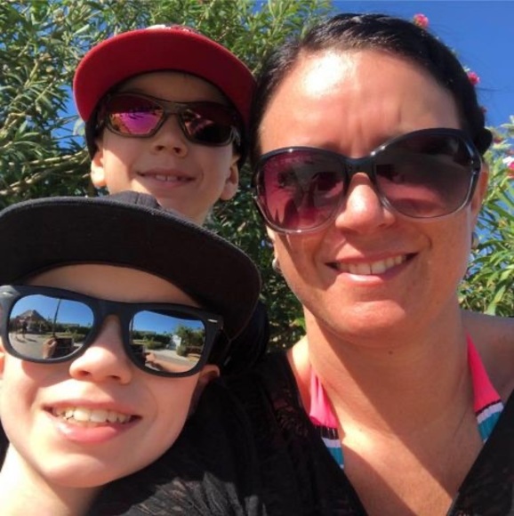 Profile Picture of Chantal Vanier (@chantalvanier) on Poshmark