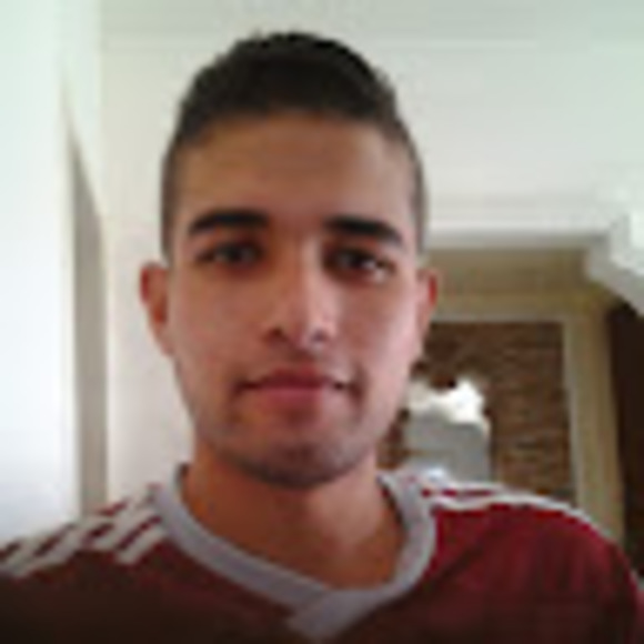 Profile Picture of Steven Tovar (@stejose1212) on Poshmark