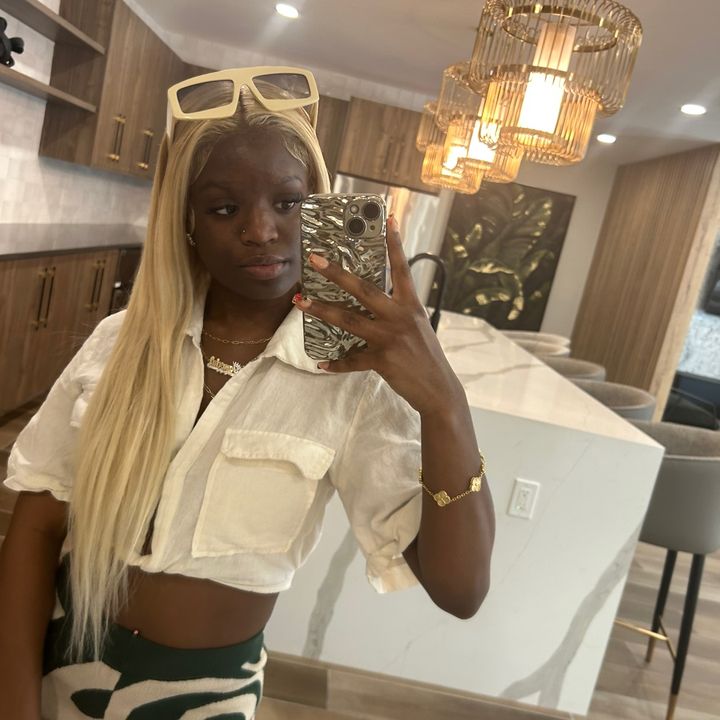 Profile Picture of YT: JameriaMarie (@youcantfindmerie) on Tiktok