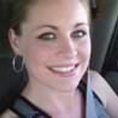 Profile Picture of Tina Riddle (@TinaRiddlej74) on Twitter