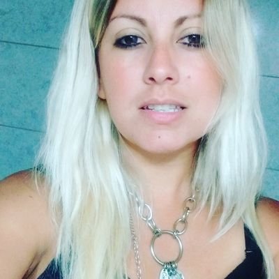 Profile Picture of Lara Rodriguez (@lararodriguez08) on Twitter