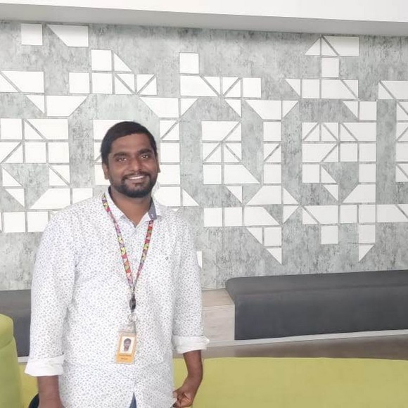Profile Picture of Karthik Reddy (@karthikreddy416) on Poshmark