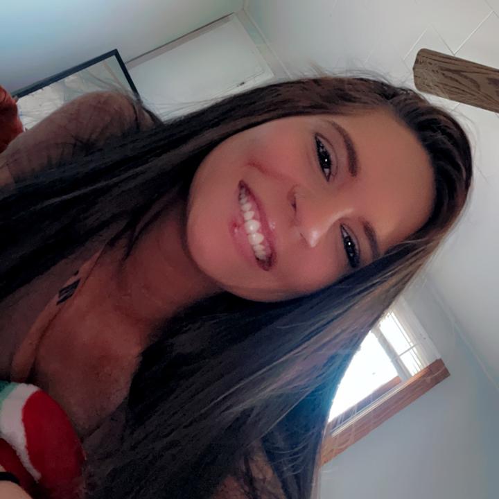 Profile Picture of Jessica Roney (@@jroney18) on Tiktok