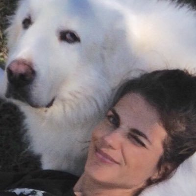 Profile Picture of Emily Capps (@TheEmilyCapps) on Twitter