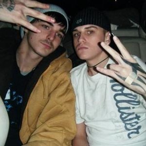 Profile Picture of Frogger .live Life M.o.b. (@hollisterboi23) on Myspace