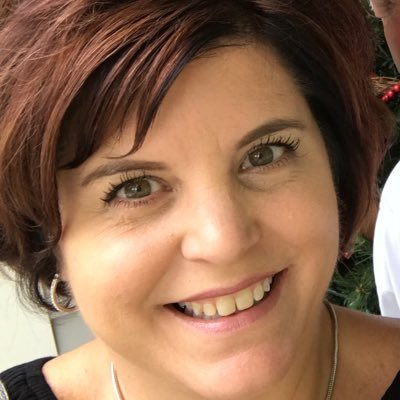 Profile Picture of Jacqueline Wolfe (@Jacquie_L8kgrl) on Twitter