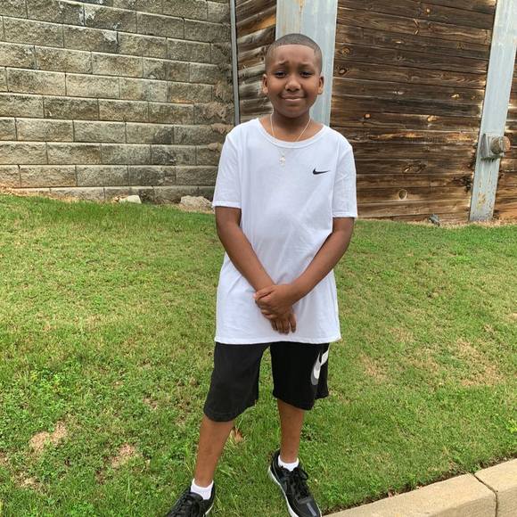 Profile Picture of Tyler Bennett (@nicolerussell62) on Poshmark