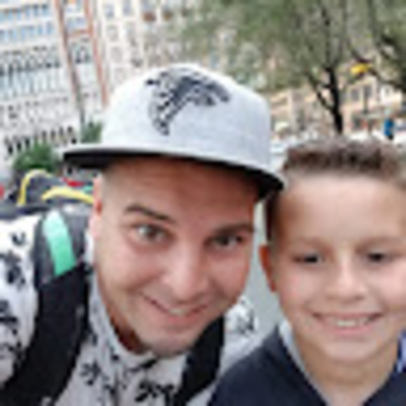 Profile Picture of Misael Guisao (@misaelguisao) on Poshmark