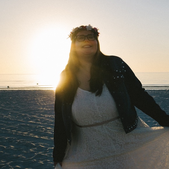 Profile Picture of Paige Finnestad (@paigifer) on Poshmark