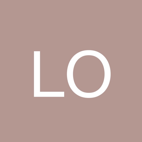 Profile Picture of Loree Olson (@loreemac13) on Poshmark
