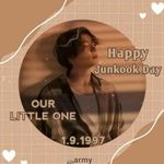 Profile Picture of 김샤한다✨💜BTS wife😂❤️🌚 (@kim_shahanda) on Instagram