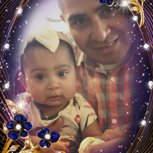 Profile Picture of Gladis Robles (@labellaylabesti) on Poshmark