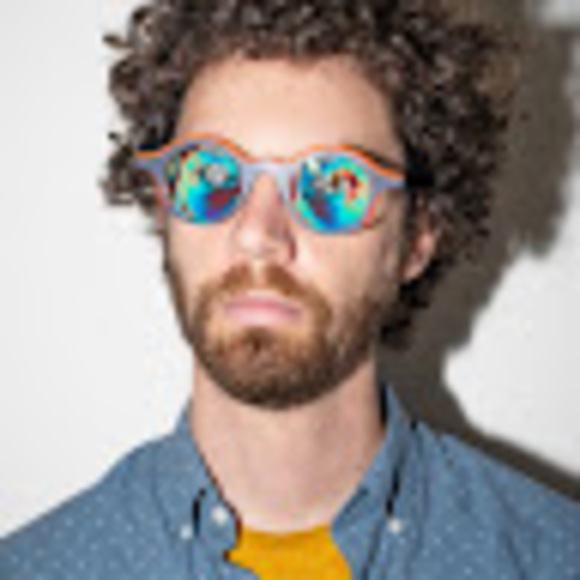 Profile Picture of Andrew Frost (@andrewpfrost) on Poshmark