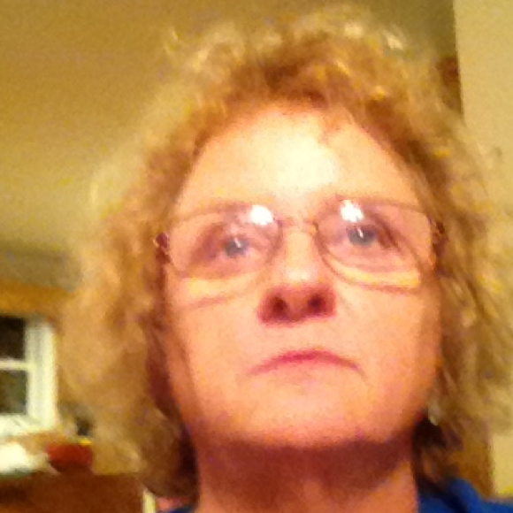 Profile Picture of Reva Mullican (@misbehavin7) on Poshmark