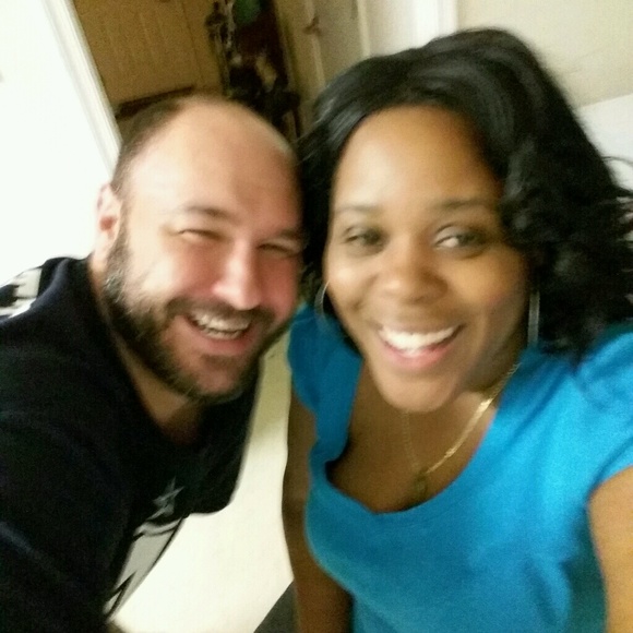 Profile Picture of Jessica Drewitt (@jezzica757) on Poshmark