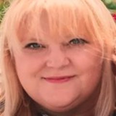 Profile Picture of Lori Fulton (@duncandakota) on Twitter