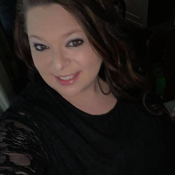 Profile Picture of Kristen Stanberry (@stanberryk19) on Poshmark