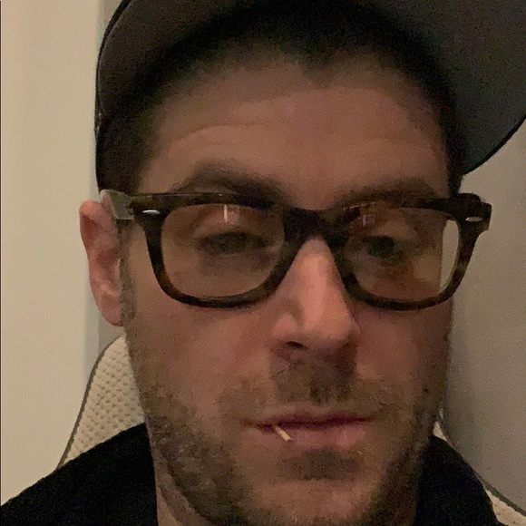 Profile Picture of Jon Abrahams (@chillijon) on Poshmark