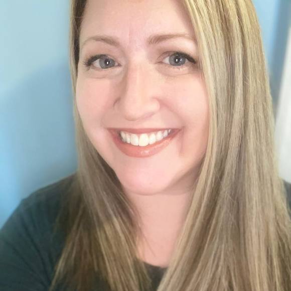 Profile Picture of Heather Zebley (@heather_zebley) on Poshmark