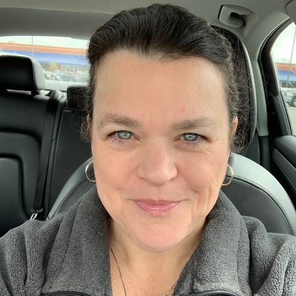 Profile Picture of Christine Strittmatter (@cstritt65) on Poshmark