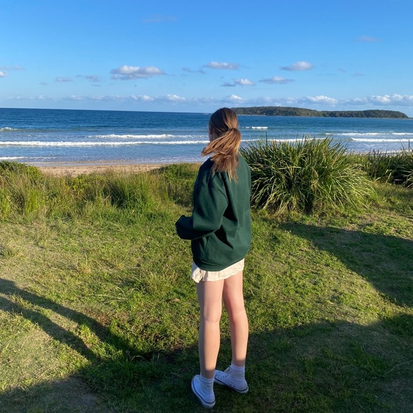 Profile Picture of Aimee Walsh (@aimewalsh) on Poshmark