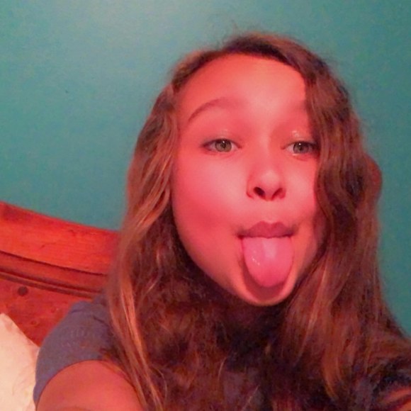 Profile Picture of Miranda Varner (@mirandavarne661) on Poshmark