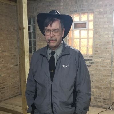 Profile Picture of Mike Plum (@mike_plum) on Twitter