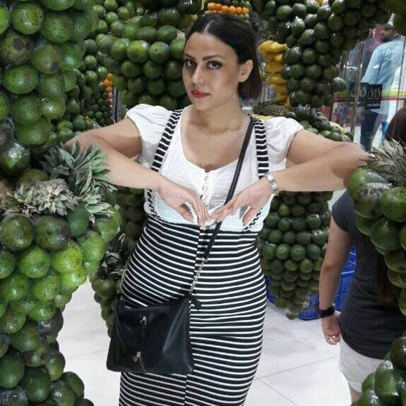 Profile Picture of Rosa Mirzaie (@rosamirzaie) on Poshmark