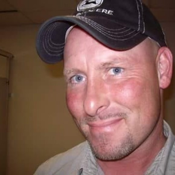 Profile Picture of Todd Recob (@toddrecob) on Poshmark