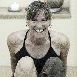 Profile Picture of Jen Keeler (@YogaMomsSeattle) on Twitter