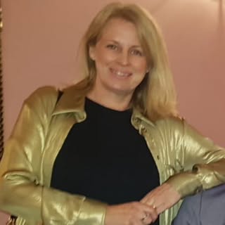 Profile Picture of Diane Page (@dianepage_) on Instagram