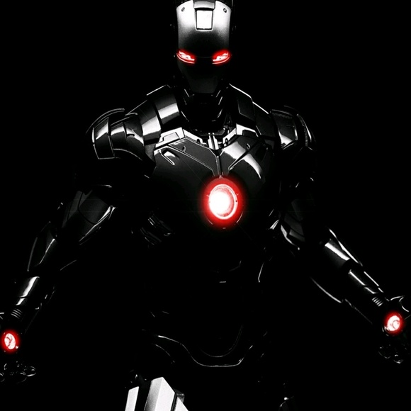 Profile Picture of Ivan Jauregui (@ivanjc01) on Poshmark