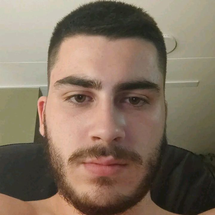 Profile Picture of bradun (@smradun) on Tiktok