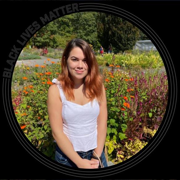 Profile Picture of Jenna Raleigh (@jennaraleigh) on Poshmark