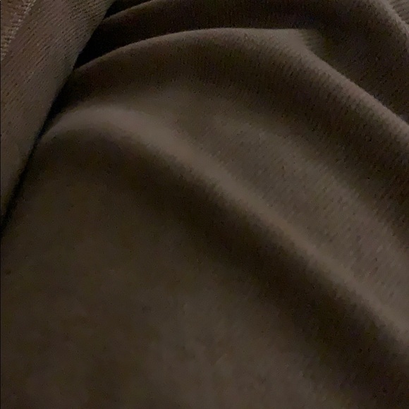 Profile Picture of Cameron Dundas (@cameron_dundas) on Poshmark