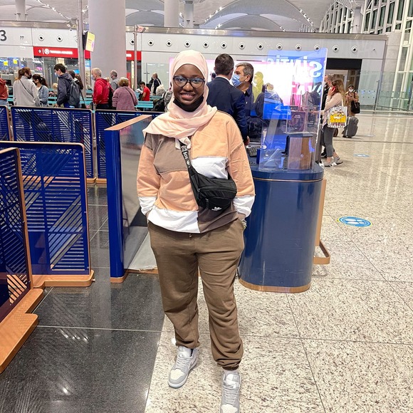 Fatima Jalloh - Poshmark Profile Picture of Fatima Jalloh (@fatimajalloh230) on Poshmark