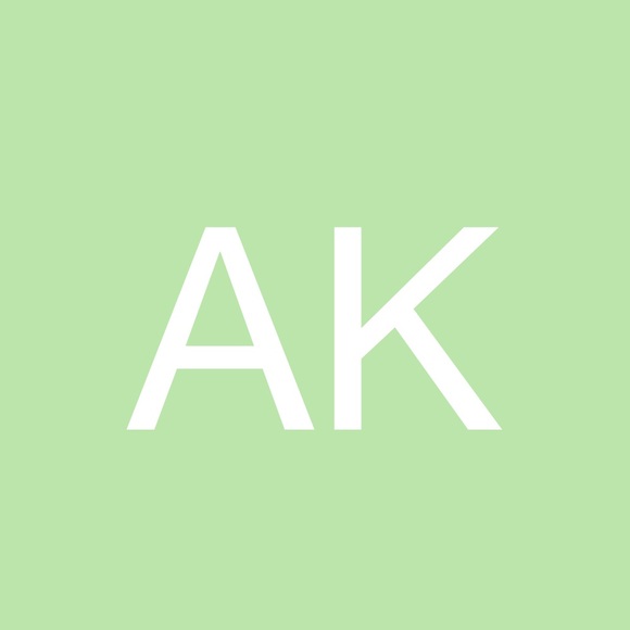 Profile Picture of Adila Khier (@adilakhier) on Poshmark