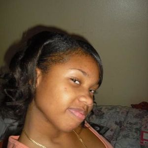 Profile Picture of Stephanie Ellington (@sweetestladii) on Myspace
