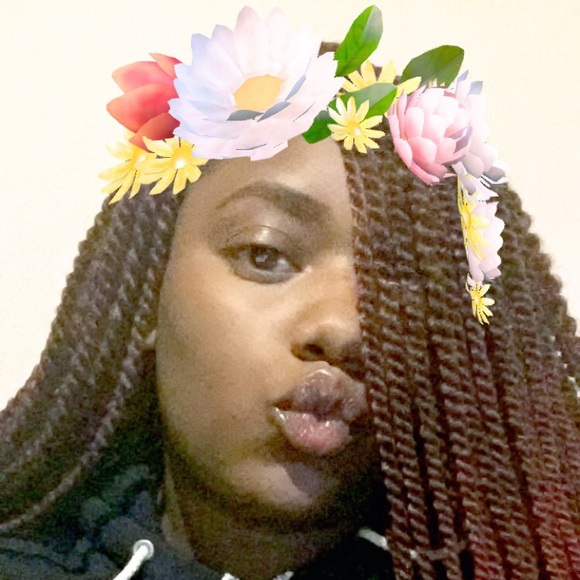 Profile Picture of Donnika Harrison (@dharrison18) on Poshmark