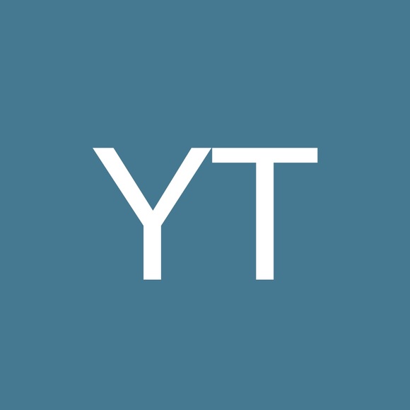 Profile Picture of Yolanda Thornton (@ythornton_) on Poshmark